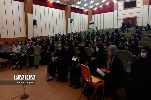 نشست « زینبیان بسوی ظهور» در شوشتر