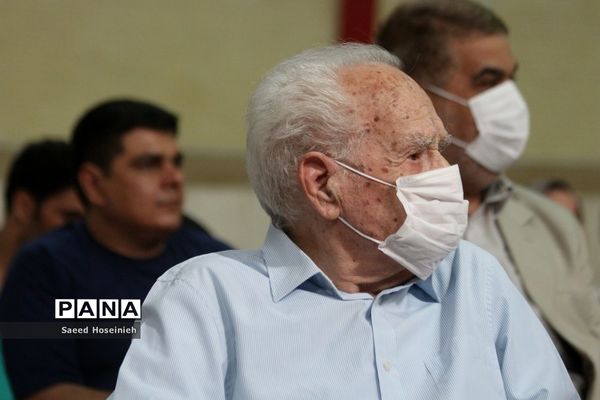 آیین بهره‌برداری از زمین ساحلی آموزشگاه محمدی کاشانی قم