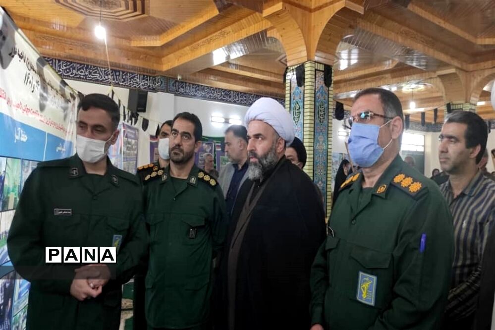 ‌نمایشگاه اسوه حوزه‌ مقاومت بسیج چمستان