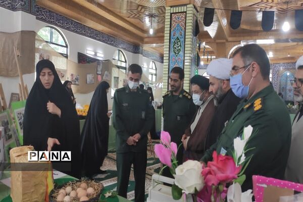 ‌نمایشگاه اسوه حوزه‌ مقاومت بسیج چمستان