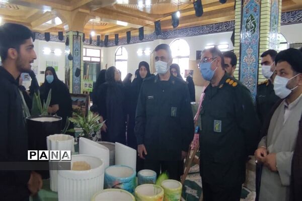 ‌نمایشگاه اسوه حوزه‌ مقاومت بسیج چمستان