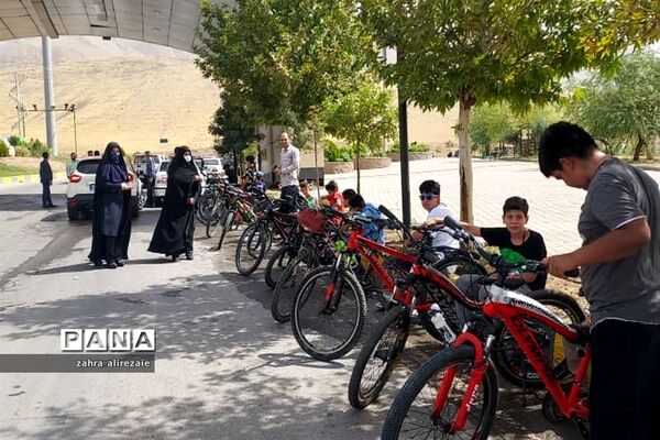 همایش دوچرخه‌سواری در شهر آبسرد دماوند