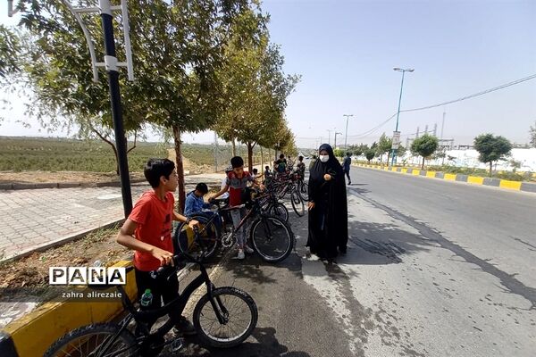 همایش دوچرخه‌سواری در شهر آبسرد دماوند