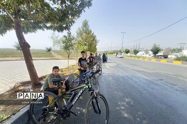 همایش دوچرخه‌سواری در شهر آبسرد دماوند