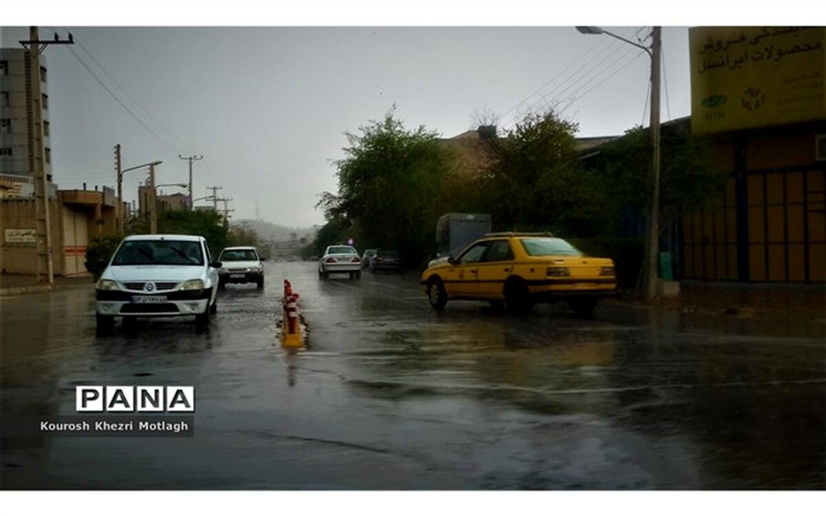 آغاز سامانه بارشی در کازرون/فیلم