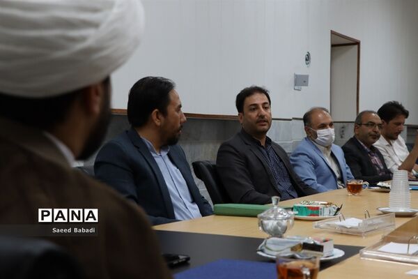 انتصاب معاون جدید پرورشی و تربیت‌بدنی ناحیه یک قم