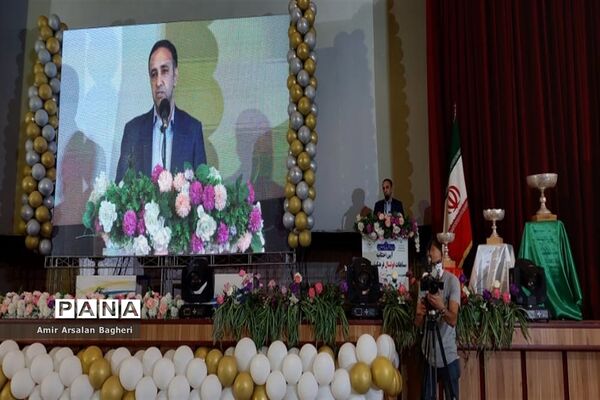 آیین اختتامیه مسابقات فوتسال فرهنگیان کشور در شیراز