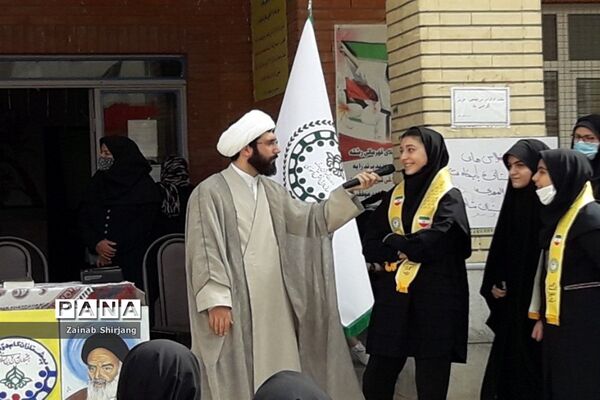 برگزاری ایستگاه خنده به عنوان پایگاه‌های اوقات فراغت در پرند