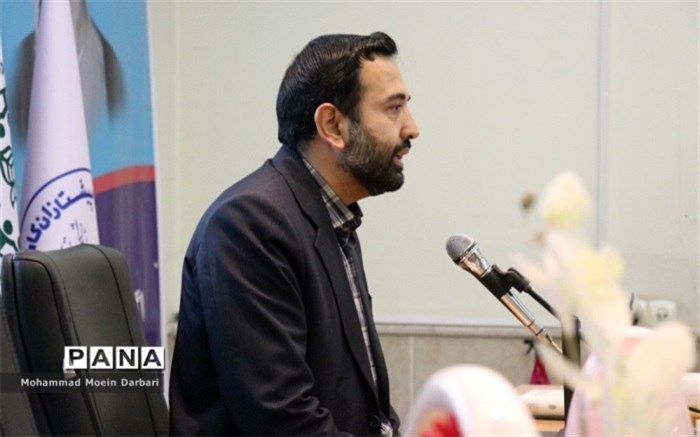 تربیت مهمترین عنصر و رسالت بشر است