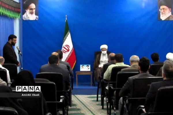 دیدار اعضای ستاد نماز جمعه ساری با نماینده ولی فقیه
