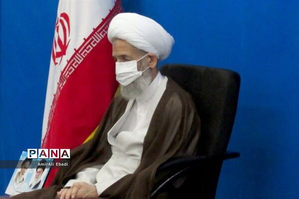 دیدار اعضای ستاد نماز جمعه ساری با نماینده ولی فقیه