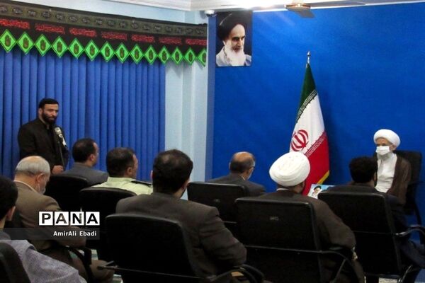 دیدار اعضای ستاد نماز جمعه ساری با نماینده ولی فقیه