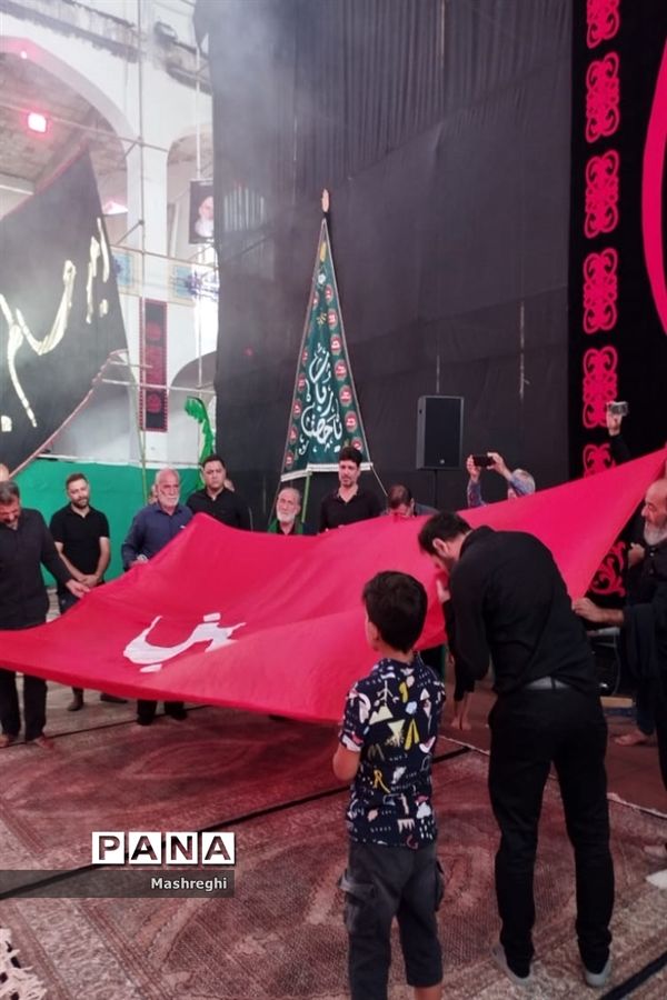 مراسم آیینی پرچم بدستان و بیرق‌داران ندای محرم نوش‌آباد