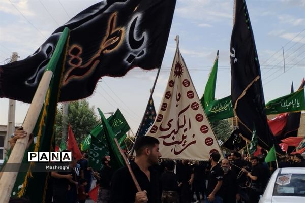 مراسم آیینی پرچم بدستان و بیرق‌داران ندای محرم نوش‌آباد
