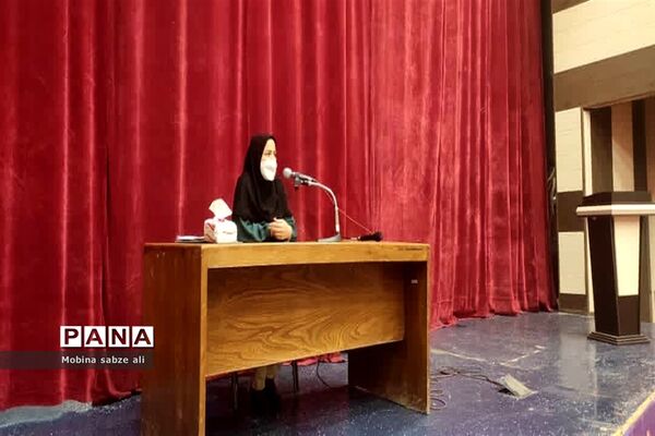 ‌برگزاری دوازدهمین نشست مدیران مدارس ابتدایی منطقه ۱۴