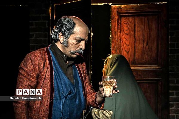 نمایش «داش آکُل به روایت نوچۀ کاکا رستم»