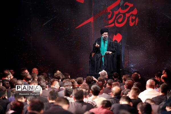 عزاداری شب سوم محرم در امام‌زاده صالح(ع)