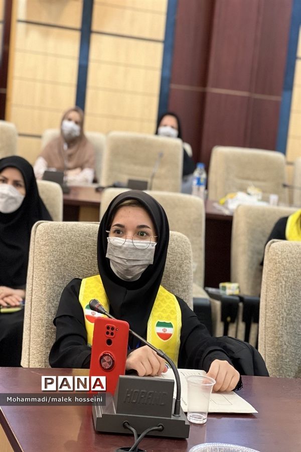 نشست نمایندگان یازدهمین دوره مجلس دانش‌آموزی استان گلستان