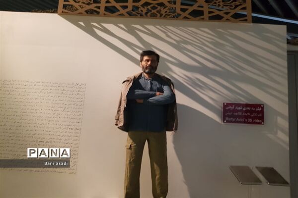 بازدید دانش‌آموزان دختر منطقه ۱۳  از موزه ملی دفاع مقدس