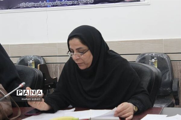 نشست مدیران مدارس متوسطه اول در گلوگاه