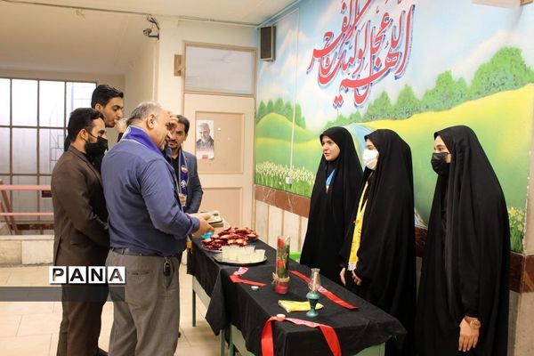 بازدید مسئولان سازمان دانش‌آموزی استان فارس از روند برگزاری همایش دختران بانوی بهشت