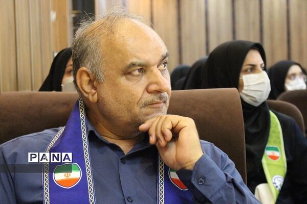 بازدید مسئولان سازمان دانش‌آموزی استان فارس از روند برگزاری همایش دختران بانوی بهشت