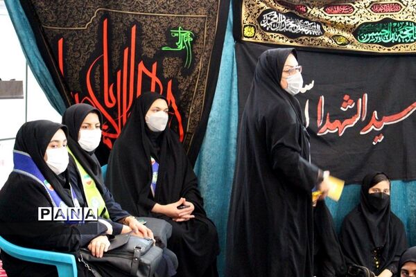 بازدید مسئولان سازمان دانش‌آموزی استان فارس از روند برگزاری همایش دختران بانوی بهشت