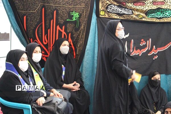 بازدید مسئولان سازمان دانش‌آموزی استان فارس از روند برگزاری همایش دختران بانوی بهشت