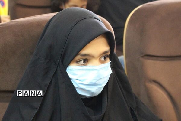 بازدید مسئولان سازمان دانش‌آموزی استان فارس از روند برگزاری همایش دختران بانوی بهشت