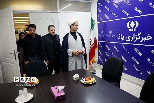 بازدید عضو کمیسیون آموزش و تحقیقات مجلس شورای اسلامی از خبرگزاری پانا