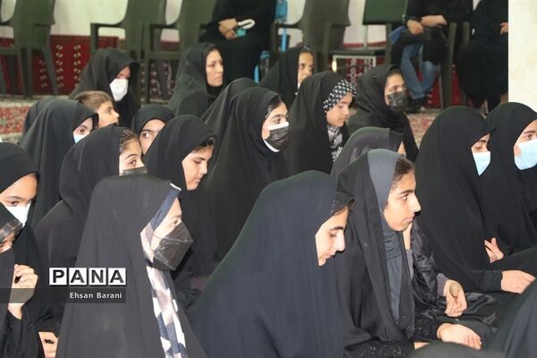 برگزاری همایش دختران بانوی بهشت ویژه دانش‌آموزان عضو سازمان دانش‌آموزی درپاسارگاد