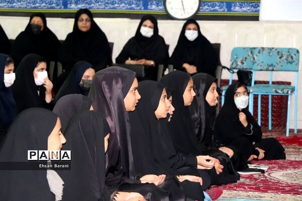 برگزاری همایش دختران بانوی بهشت ویژه دانش‌آموزان عضو سازمان دانش‌آموزی درپاسارگاد
