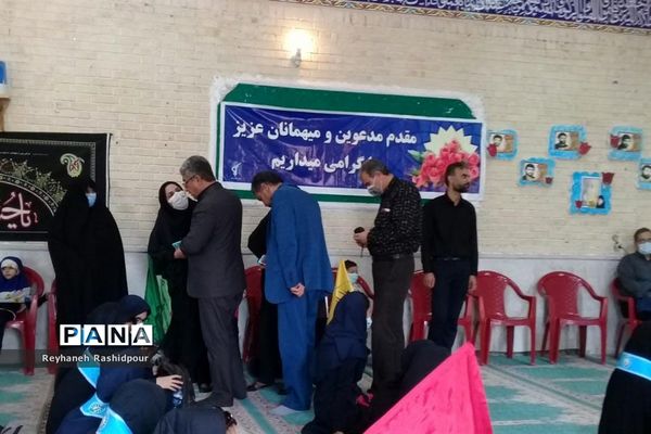 برگزاری همایش دختران بانوی بهشت ویژه دانش‌آموزان عضو سازمان دانش‌آموزی درشهرستان نی‌ریز