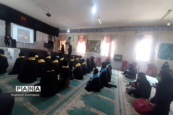 برگزاری همایش دختران بانوی بهشت ویژه دانش‌آموزان عضو سازمان دانش‌آموزی درشهرستان نی‌ریز