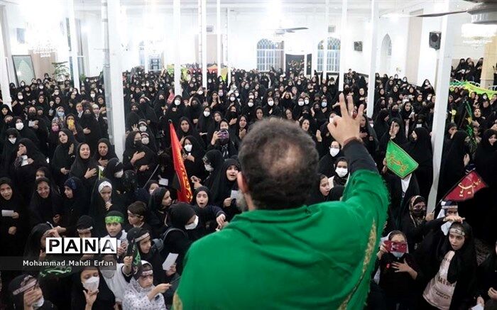 ارادت دختران سازمان دانش‌آموزی فارس به امام حسین (ع) و حضرت رقیه (س)