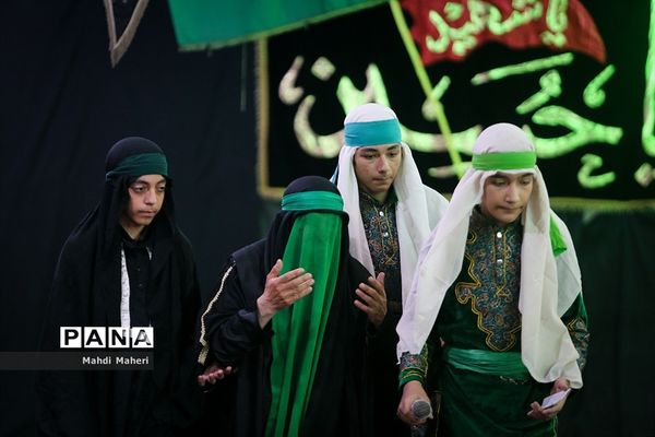 تعزیه‌خوانی حضرت فاطمه الزهرا‌(س) در تکیه شوفرها