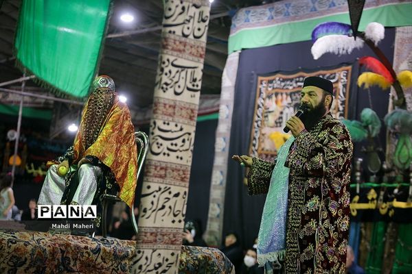 تعزیه‌خوانی حضرت فاطمه الزهرا‌(س) در تکیه شوفرها