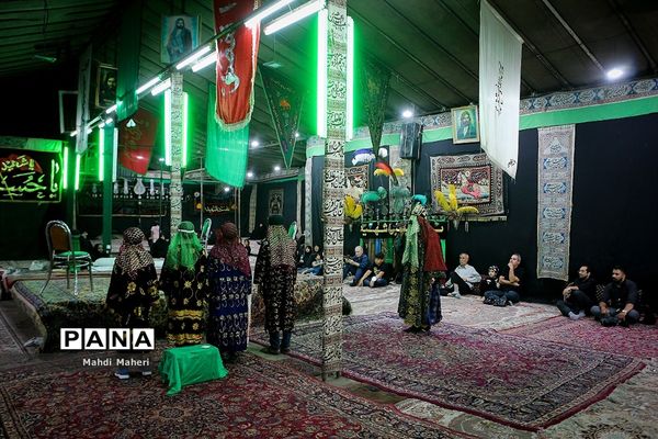 تعزیه‌خوانی حضرت فاطمه الزهرا‌(س) در تکیه شوفرها