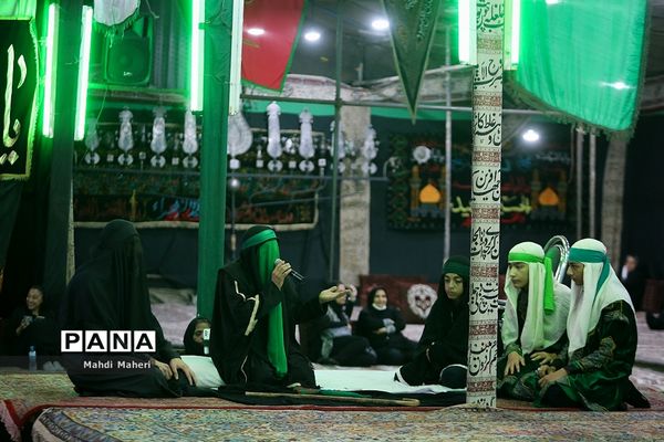 تعزیه‌خوانی حضرت فاطمه الزهرا‌(س) در تکیه شوفرها