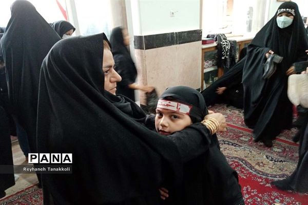 همایش دختران بانوی بهشت در آباده