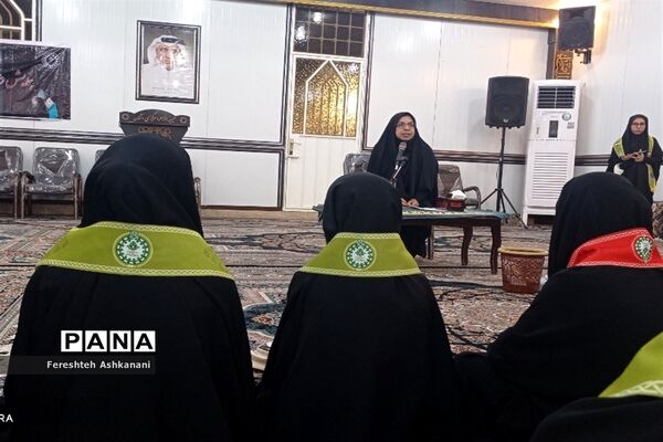 همایش دختران بانوی بهشت ویژه دانش‌آموزان عضو سازمان دانش‌آموزی در اشکنان