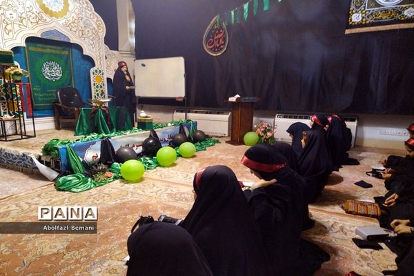 محفل دختران بهشتی در حرم حضرت معصومه(س)