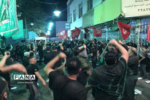 عزاداری حسینی با حضور پرشور عاشقان در ورامین