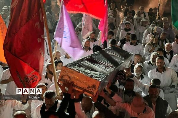 تشییع پیکر شهید تازه تفحص شده دوران هشت سال دفاع مقدس در شهرستان ورزنه
