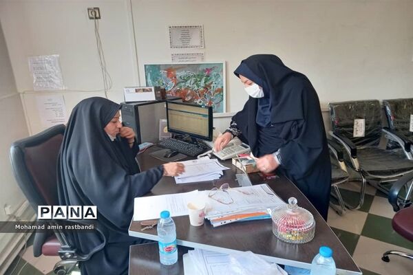 شروع فرایند هدایت تحصیلی جهت مشاوره دانش‌آموزان ورودی پایه دهم منطقه ۱۳