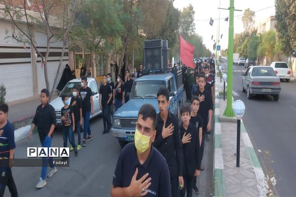 برگزاری مراسم احلی من العسل در اردستان
