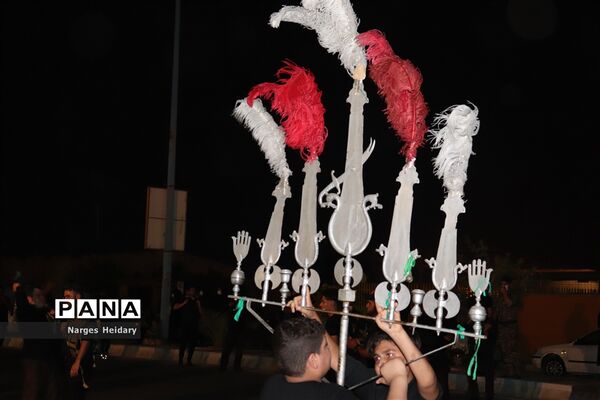 برگزاری مراسم زنجیر زنی و سنج و دمام در شهرستان امیدیه