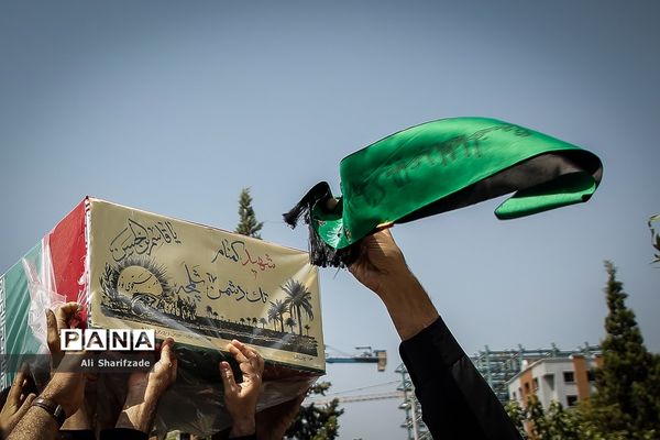 مراسم تشییع و تدفین پیکر شهید گمنام