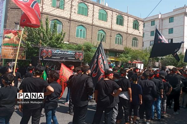 مراسم احلی من العسل در منطقه ۱۵