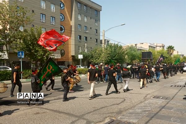 مراسم احلی من العسل در منطقه ۱۵